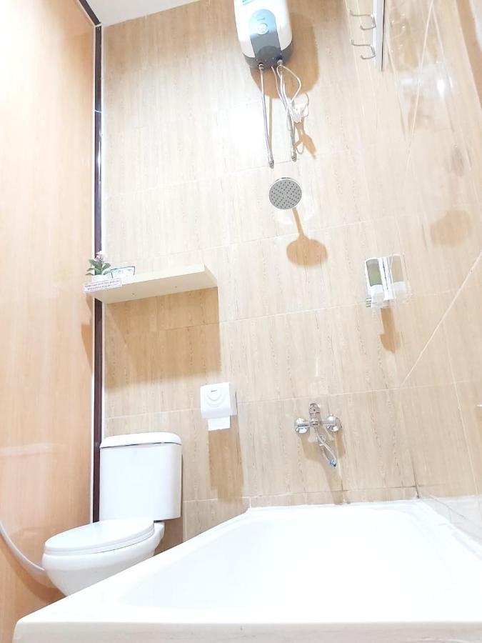 Alex Hostel 2 Palembang Bagian luar foto