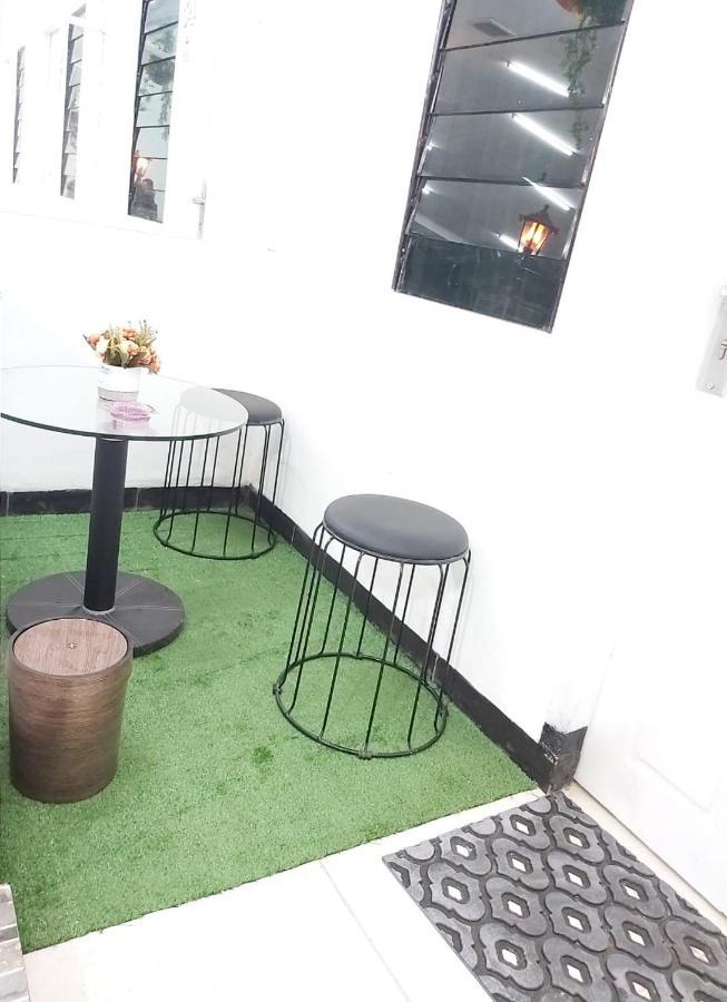 Alex Hostel 2 Palembang Bagian luar foto